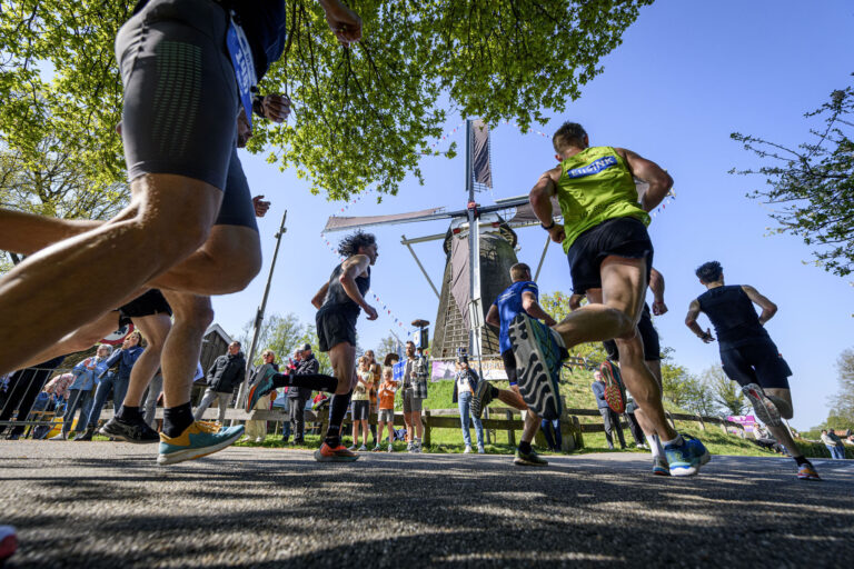Enschede Marathon — sport in Overijssel