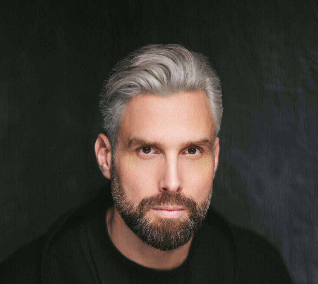 Nick Schilder – Singer Songwriter Show in Overijssel