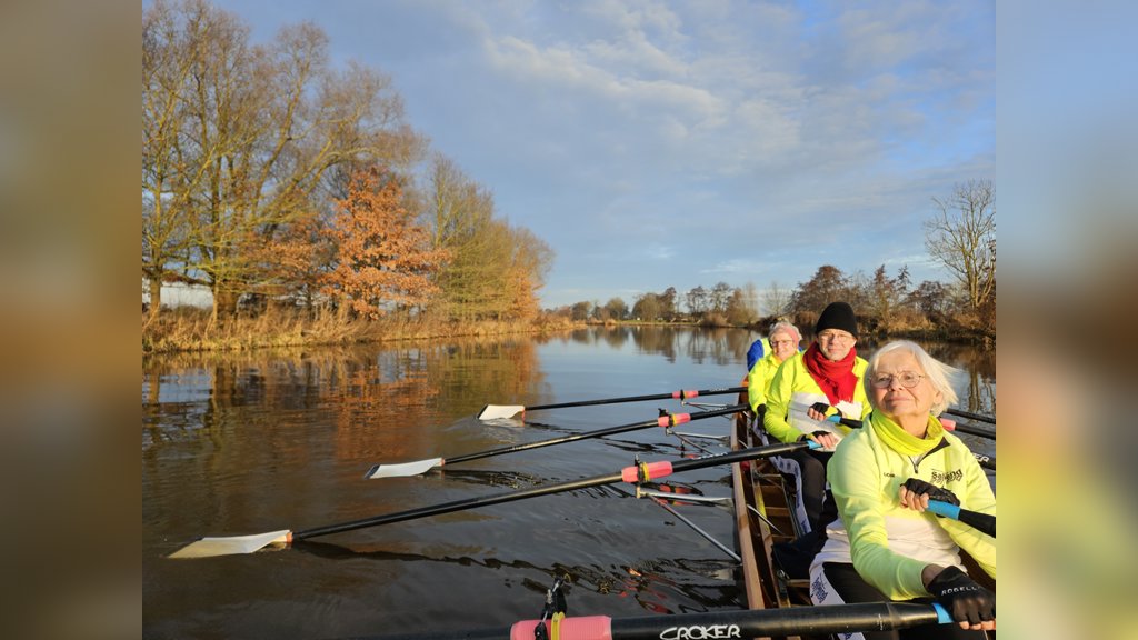 Van Viking Row naar roeien op de Vecht in Overijssel