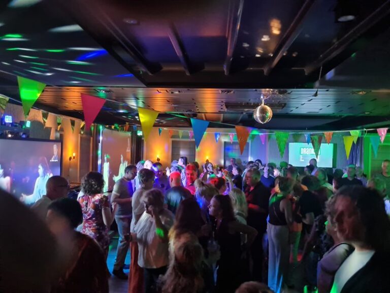40 Plus Lekker Dansen — muziek in Overijssel