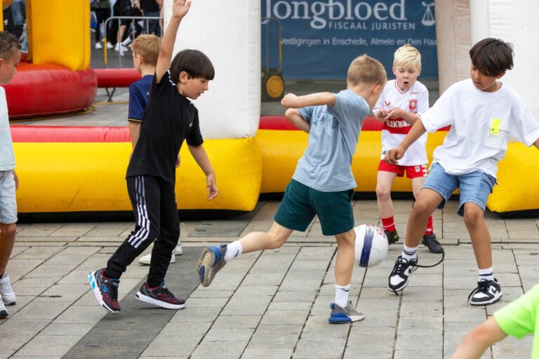 Voetbaldag — sport in Overijssel